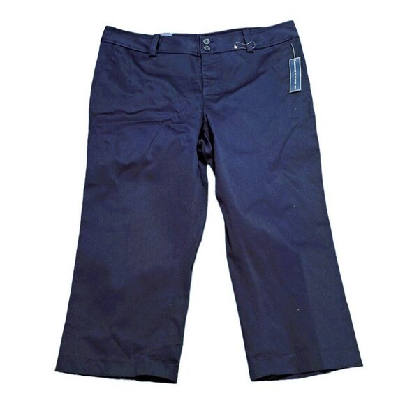 Chaps Women's Navy Blue Capri Pants Slimming Fit Flat Front Travel Work Sz 12P - Picture 3 of 7